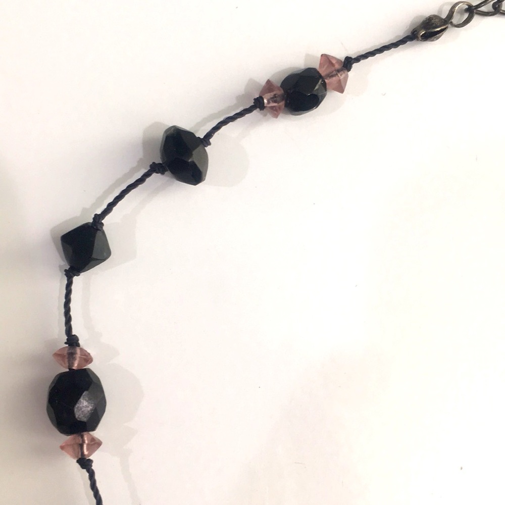 Choker black beaded necklace - Picture 3 of 3